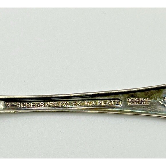 Vintage WM Rogers Grand Elegance Silver Plate Serving Fork and Spoon Extra Plate - Picture 4 of 6